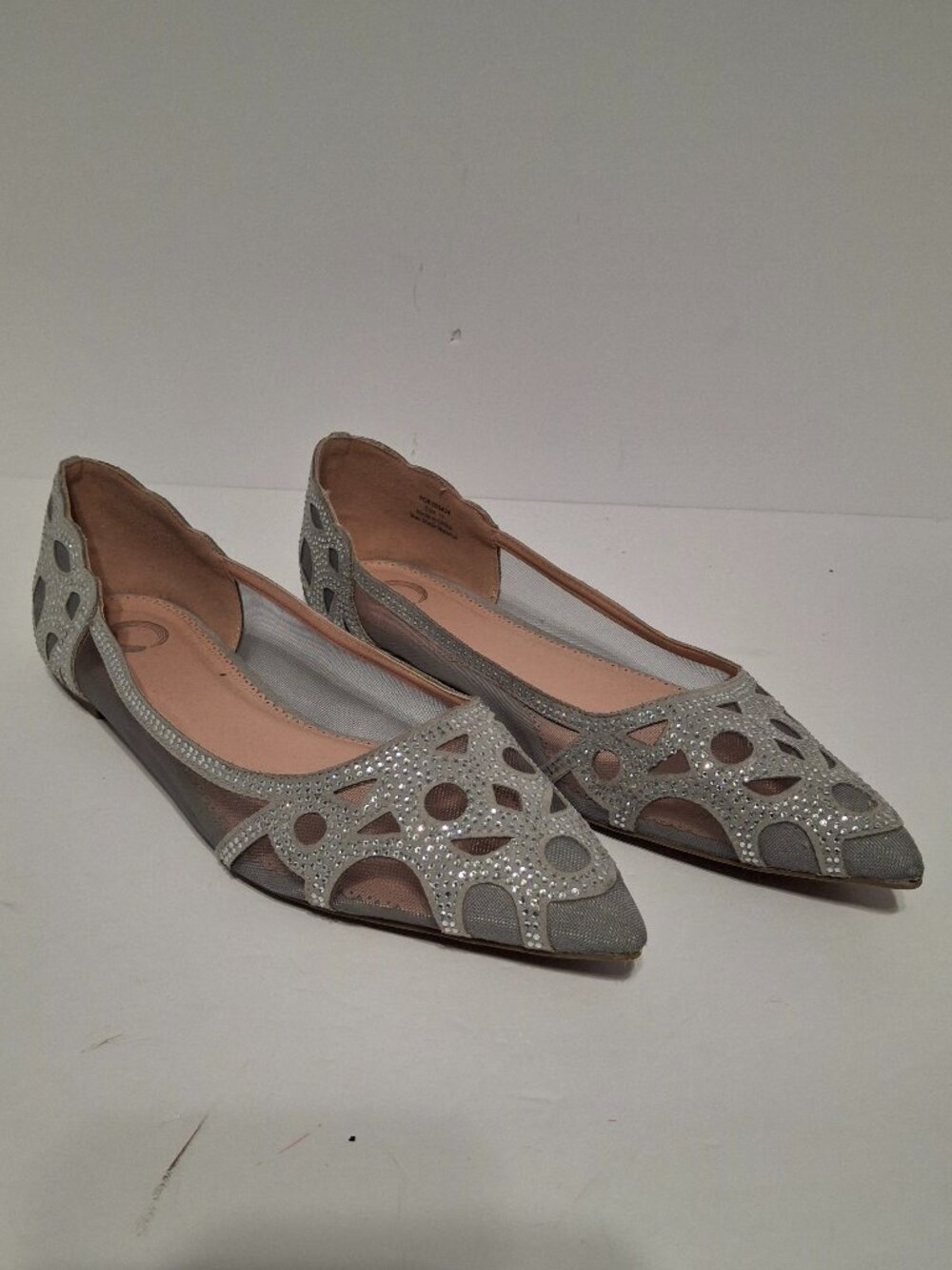Qupid Silver Rhinestone Mesh Pointed Toe Ballet Flats Size 11 Dressy Shoes
